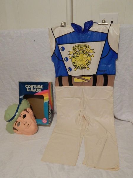 File:ZachFoxx-BenCopper-Costume-03.jpg