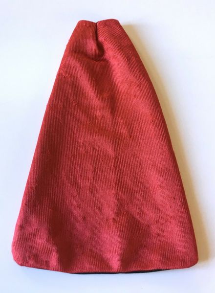 File:Toys Queen Cape 01 02.jpg